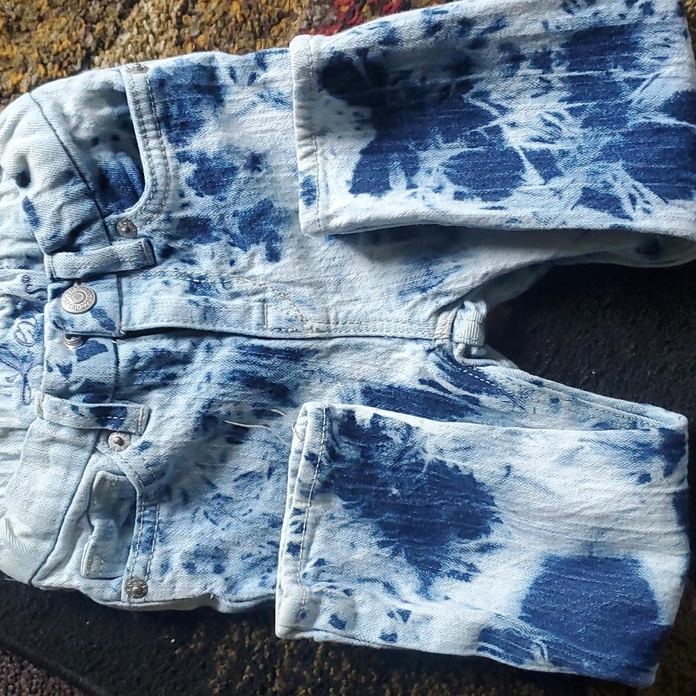 Levi's 24m jeans